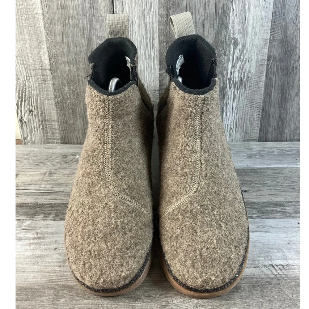Chaco Mens Revel Chelsea Felted Wool Boots Brown JCH107493 Size 9